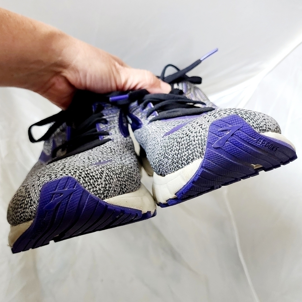 Brooks Adrenaline GTS 19 DNA Loft Womens Size 13 Cushion Support Grey Purple EUC - Picture 7 of 16